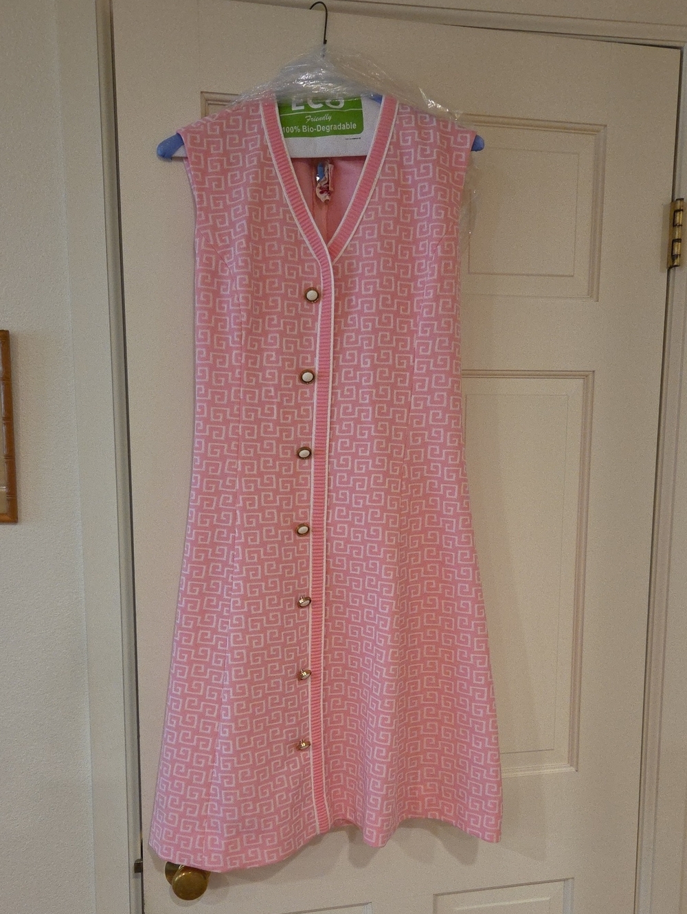 Windsor Pink Geometric Sleeveless Button-Down Dress